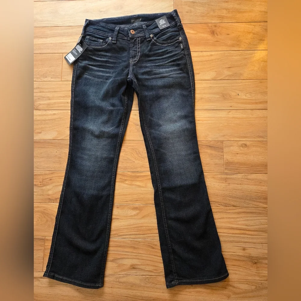 Silver Jeans Suki Curvy Fit Mid Rise Slim Boot Jeans 31x31 NWT - Picture 2 of 11